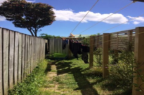 Photo of property in 20 Scarborough Terrace, Mount Victoria, Wellington, 6011