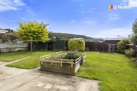 Photo of property in 17 Salmond Street, Halfway Bush, Dunedin, 9010