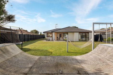 Photo of property in 25 Hibiscus Avenue, Mount Maunganui, 3116