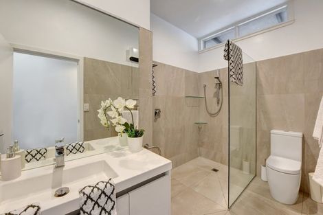 Photo of property in 84 Princes Drive, Britannia Heights, Nelson, 7010