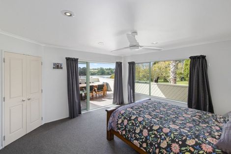 Photo of property in 37 Riverside Drive, Waiuku, 2123