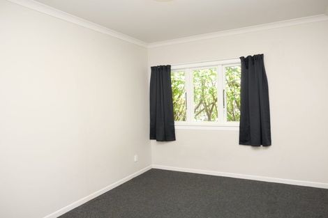 Photo of property in 5 Burrows Avenue, Karori, Wellington, 6012