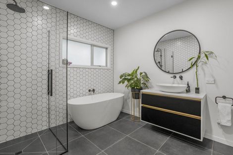 Photo of property in 26 Cotter Street, Greytown, 5712