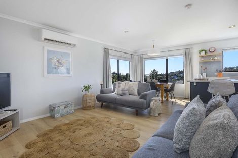 Photo of property in 30 Waipuna Grove, Welcome Bay, Tauranga, 3112