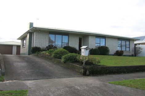 Photo of property in 7 Palliser Place, Milson, Palmerston North, 4414