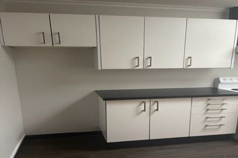 Photo of property in 2/30 Whitley Avenue, Ebdentown, Upper Hutt, 5018