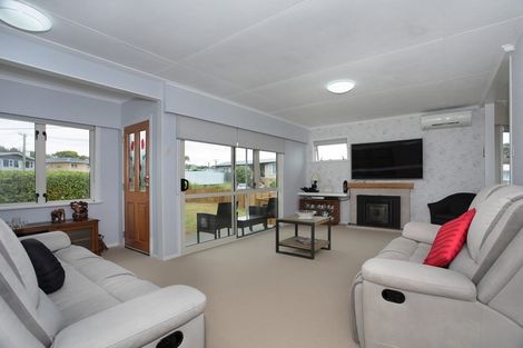 Photo of property in 10 Mcclure Street, Feilding, 4702