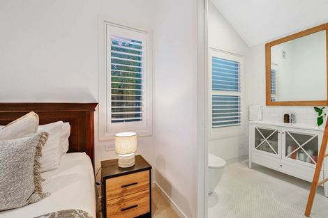 Photo of property in 6 Parkview Drive, Gulf Harbour, Whangaparaoa, 0930