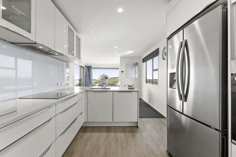 Photo of property in 972 Papamoa Beach Road, Papamoa Beach, Papamoa, 3118