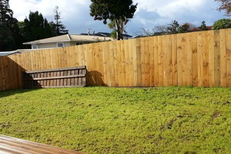 Photo of property in 18 Keats Place, Blockhouse Bay, Auckland, 0600