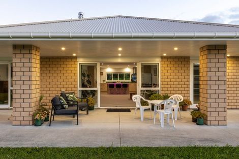 Photo of property in 429 Waitoki Road, Waitoki, Silverdale, 0994