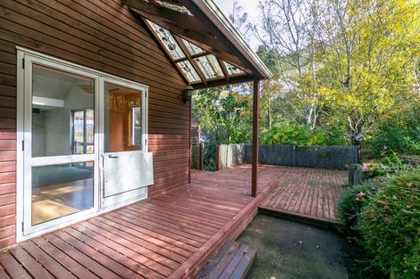 Photo of property in 54 Voelas Road, Lyttelton, 8082