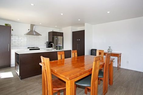 Photo of property in 79 Beatty Road, Pukekohe, 2120