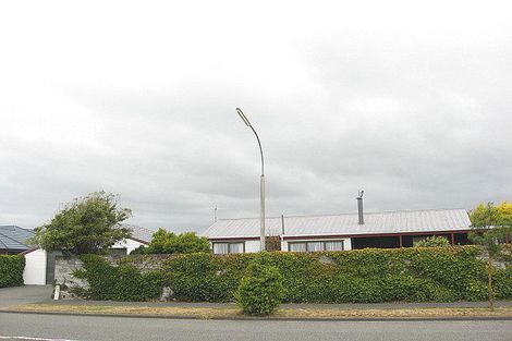 Photo of property in 8 Broadhaven Avenue, Parklands, Christchurch, 8083