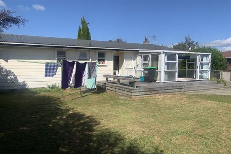 Photo of property in 12 Fisher Place, Carterton, 5713