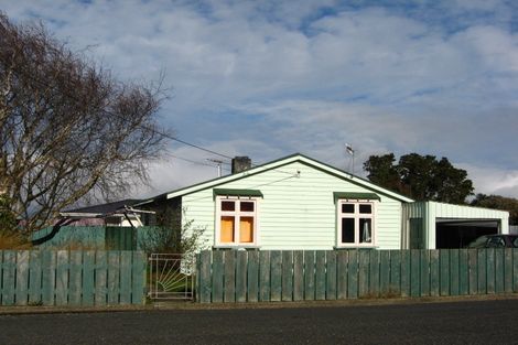 Photo of property in 37 Huia Street, Waikiwi, Invercargill, 9810