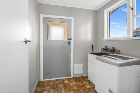 Photo of property in 55 Titoki Street, Castlecliff, Whanganui, 4501