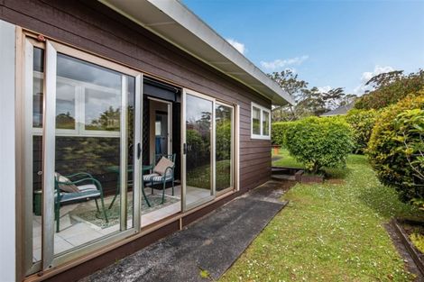 Photo of property in 9 Catalina Crescent, Forrest Hill, Auckland, 0620