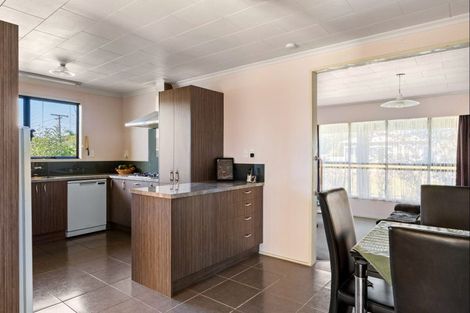 Photo of property in 15 Haldane Street, Elgin, Gisborne, 4010