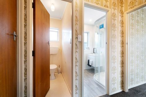 Photo of property in 1/38 Divich Avenue, Te Atatu South, Auckland, 0610