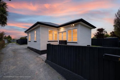 Photo of property in 154 Wainoni Road, Avondale, Christchurch, 8061