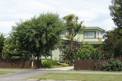 Photo of property in 1 Cradock Street, South New Brighton, Christchurch, 8062