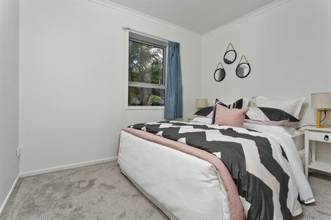 Photo of property in 3/13 Kaihu Street, Northcote, Auckland, 0627