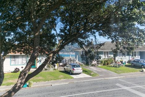 Photo of property in 9 Ahuriri Street, Strathmore Park, Wellington, 6022