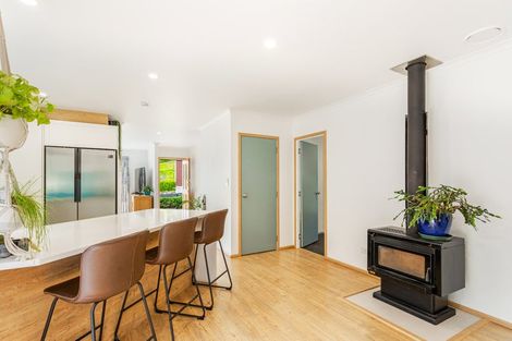 Photo of property in 24 Donald Place, Stillwater, Silverdale, 0993