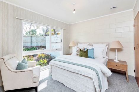 Photo of property in 2/37 Oriana Avenue, Lynfield, Auckland, 1042