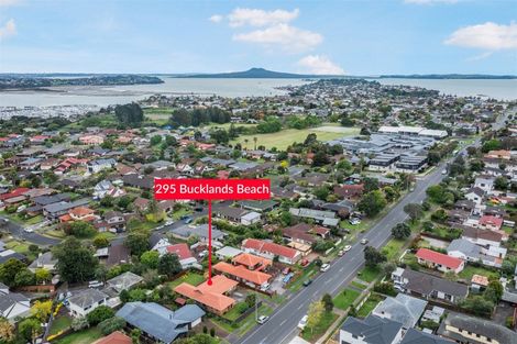 Photo of property in 295 Bucklands Beach Road, Bucklands Beach, Auckland, 2012