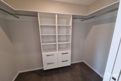 Photo of property in 35 Lumbarda Drive, Kumeu, 0810