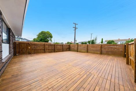 Photo of property in 1/68 Victoria Road, Papatoetoe, Auckland, 2025