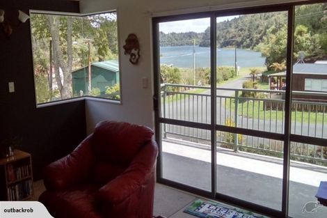 Photo of property in 36 Tombleson Road, Lake Rotoma, Rotorua, 3074
