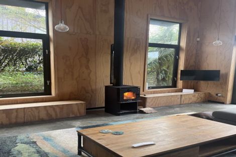 Photo of property in 21a Old Lake Road, Narrow Neck, Auckland, 0624