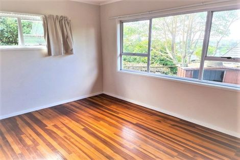 Photo of property in 1 Malters Place, Browns Bay, Auckland, 0630