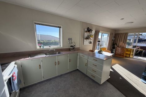 Photo of property in 2/53 Fergusson Street, Stoke, Nelson, 7011