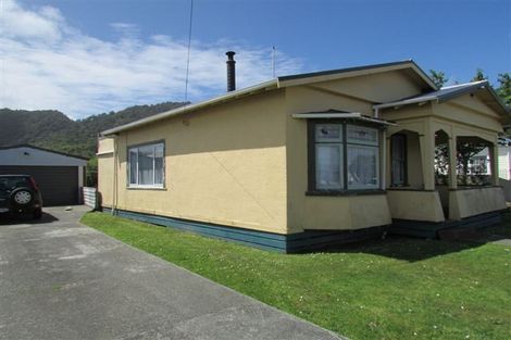 Photo of property in 35 Fox Street, Cobden, Greymouth, 7802