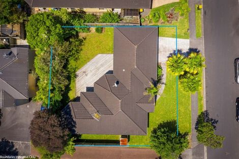 Photo of property in 32 John Jennings Drive, Oteha, Auckland, 0632