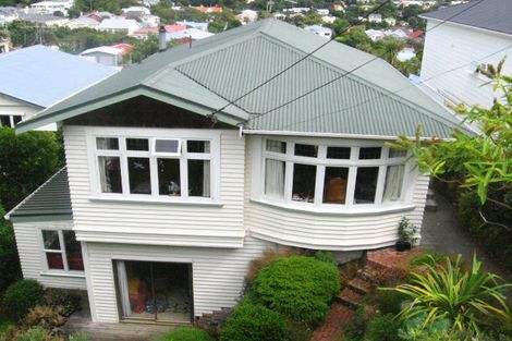 Photo of property in 95 Northland Road, Northland, Wellington, 6012