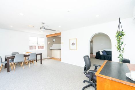 Photo of property in 38 Cecil Street, St Andrews, Hamilton, 3200