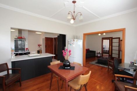 Photo of property in 2 Peace Avenue, Moturoa, New Plymouth, 4310