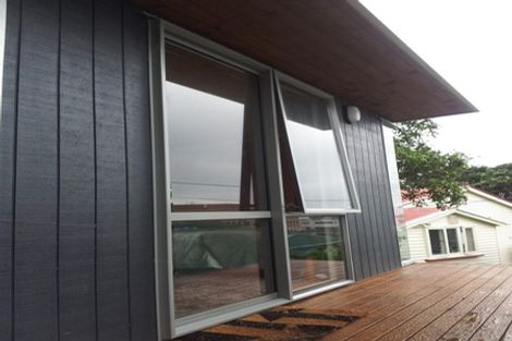 Photo of property in 66 Kelburn Parade, Kelburn, Wellington, 6012