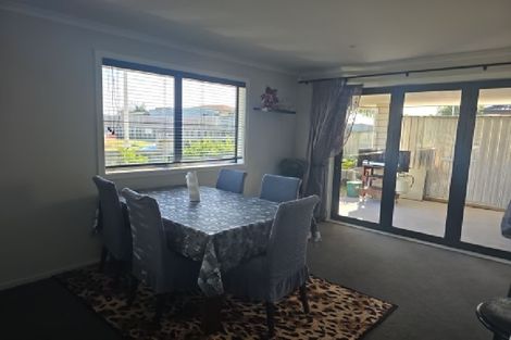 Photo of property in 27c Emerald Shores Drive, Papamoa Beach, Papamoa, 3118