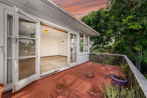 Photo of property in 38 Toru Street, Te Atatu Peninsula, Auckland, 0610