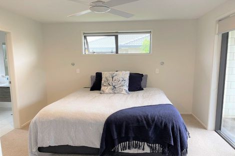 Photo of property in 5 Hiria Crescent, Papamoa Beach, Papamoa, 3118