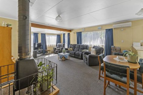 Photo of property in 2/74 Norwich Street, Stoke, Nelson, 7011