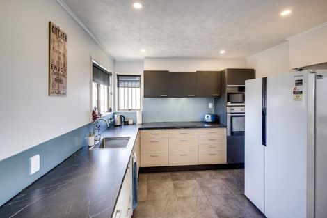 Photo of property in 13 Ranfurly Street, Tamatea, Napier, 4112