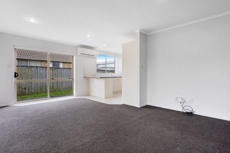 Photo of property in 10 Anton Place, Takanini, 2112