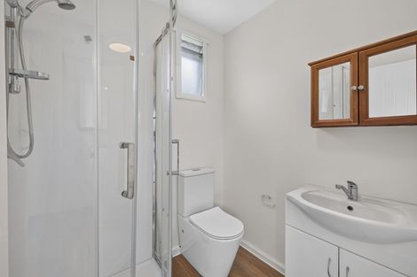 Photo of property in 154 Wainoni Road, Avondale, Christchurch, 8061